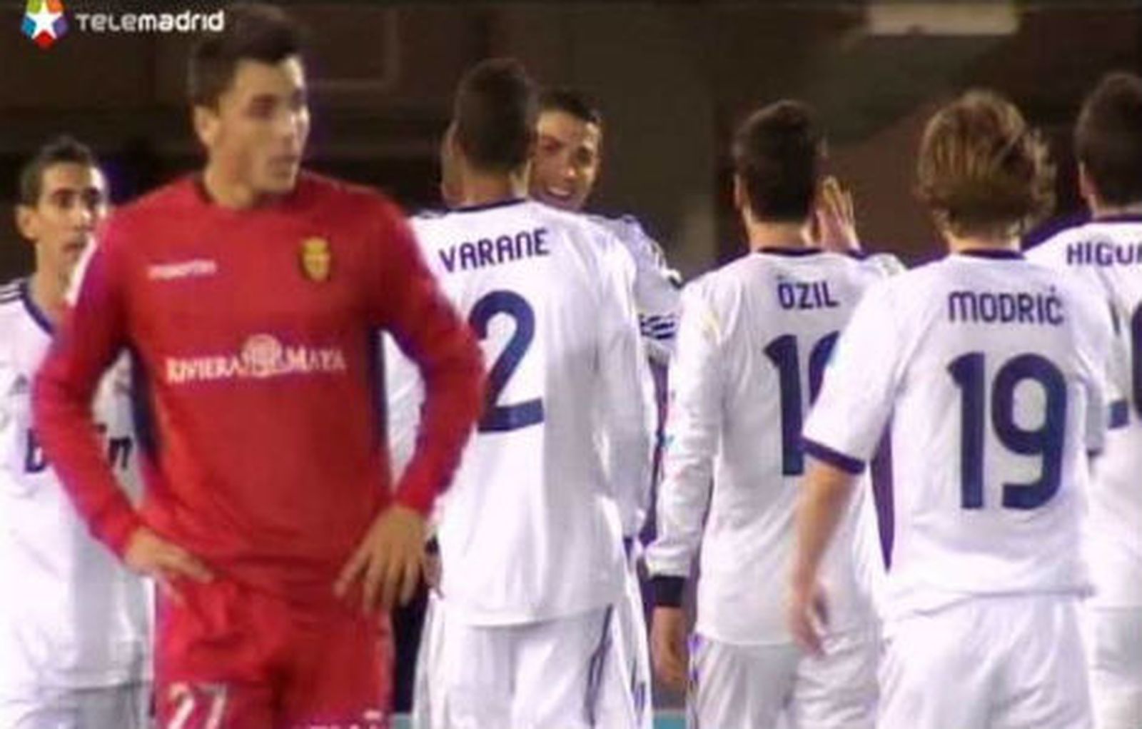 El Real Madrid se pasea en Mallorca y aguanta el paso del Barcelona