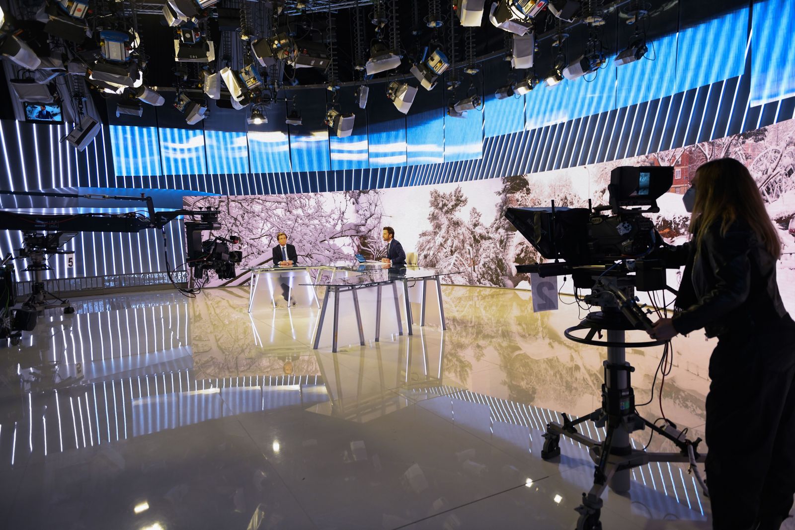 El alcalde José Luis Martínez Almeida responde sobre la gestión de 'Filomena' en Telemadrid