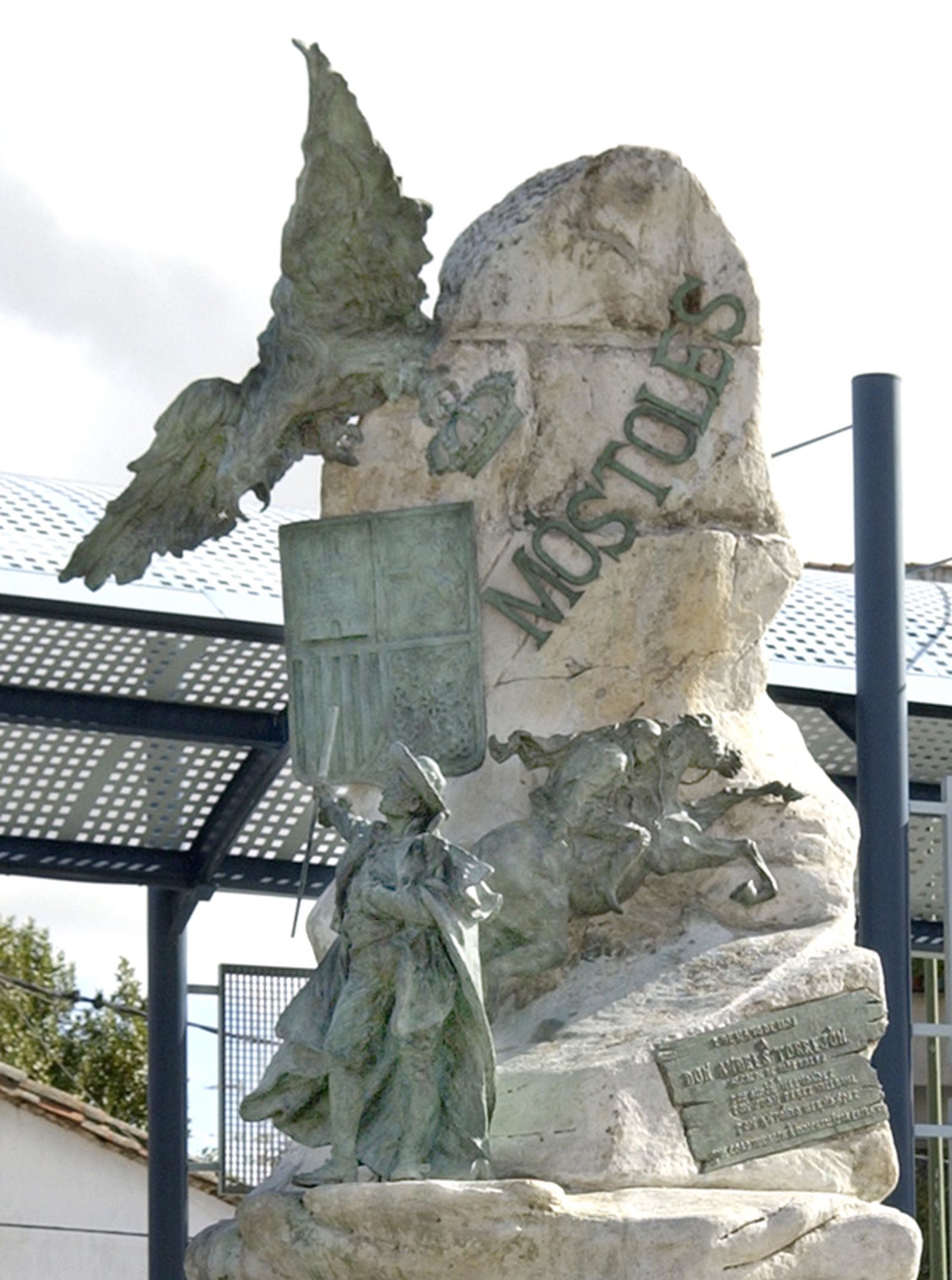 Monumento a Andrés Torrejón, uno de los alcaldes mostoleños que se sublevó contra la invasión francesa de España