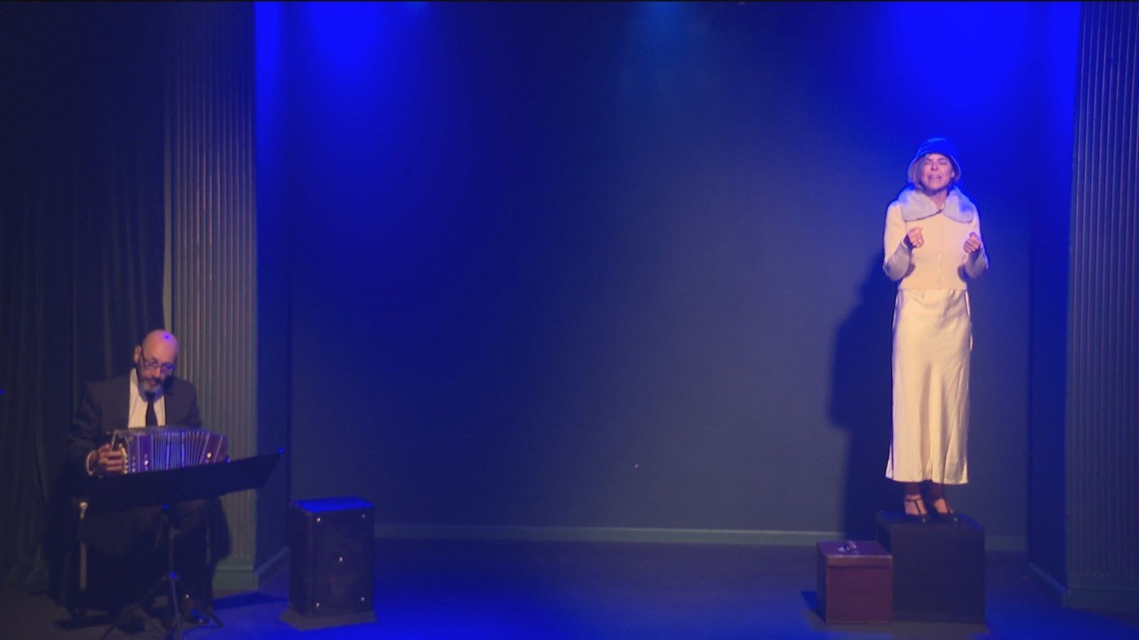 Blanca Oteyza lleva al teatro la vida de Margarita Xirgu