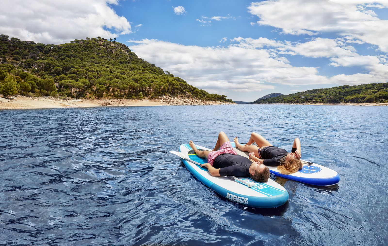 Madrid esconde playas de interior, cascadas, senderos fluviales y embalses navegables