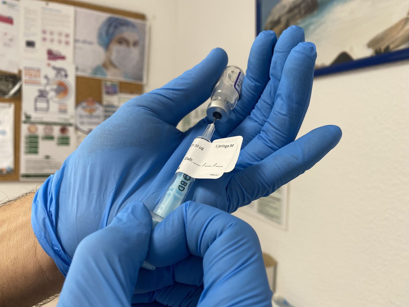 El Hospital de Alcalá busca voluntarios para la vacuna española Hipra