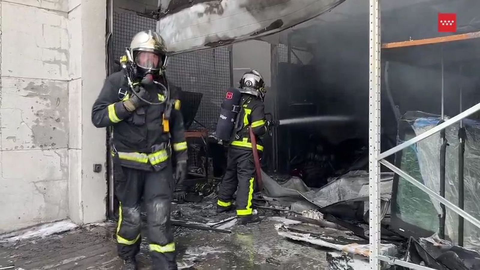 Incendio de un taller de coches en Alcalá de Henares