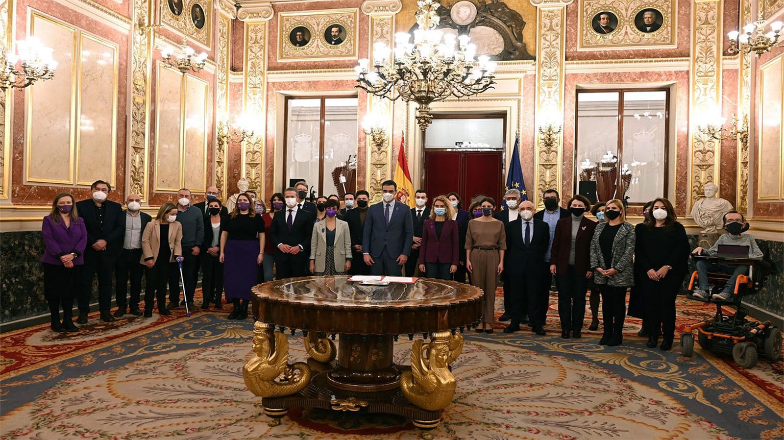 La renovación del Pacto de violencia machista incluye una  estrategia nacional cada 5 años y blindar su financiación