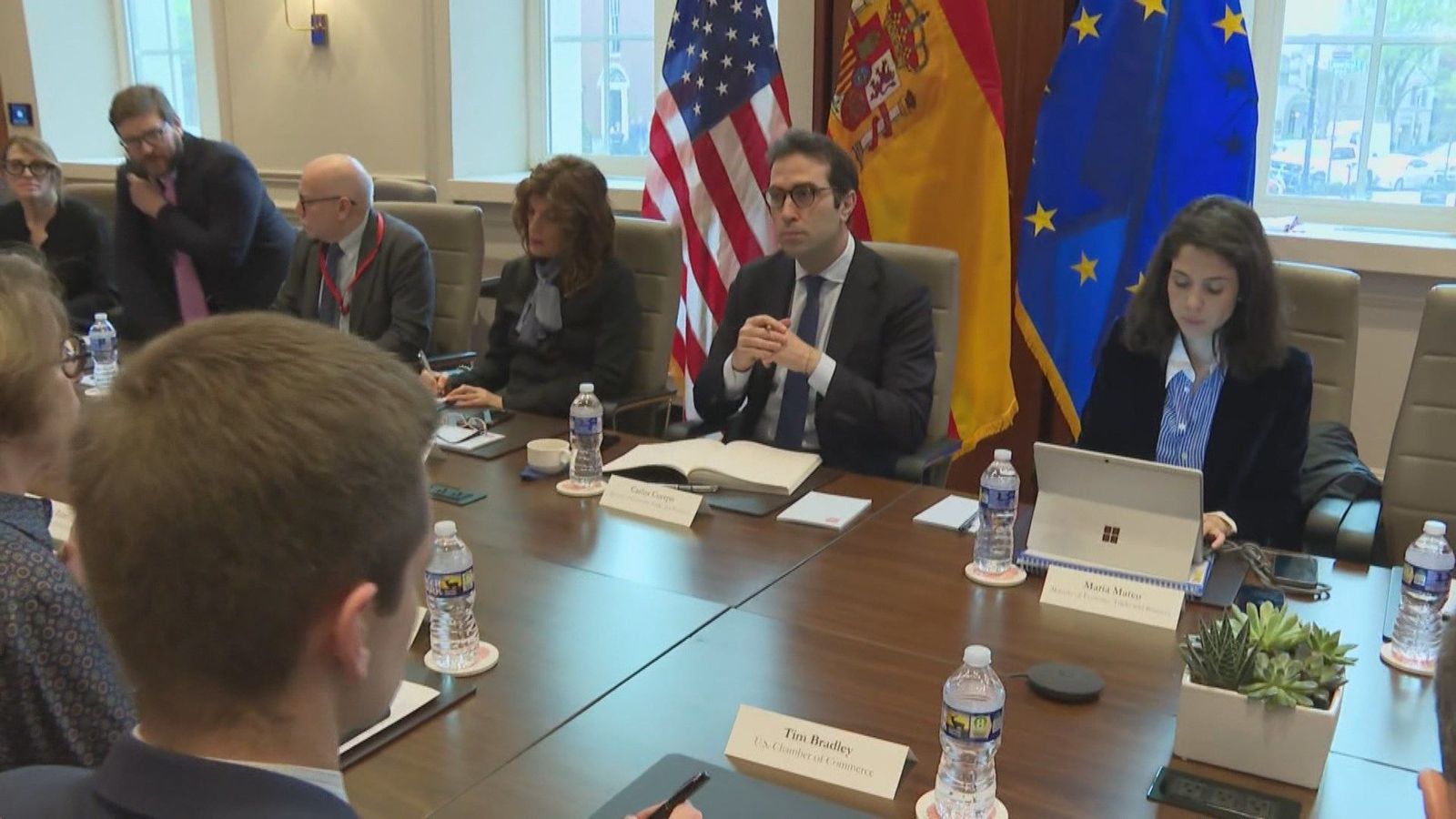 Cuerpo traslada en Washington a empresas estadounidenses un mensaje "de confianza"