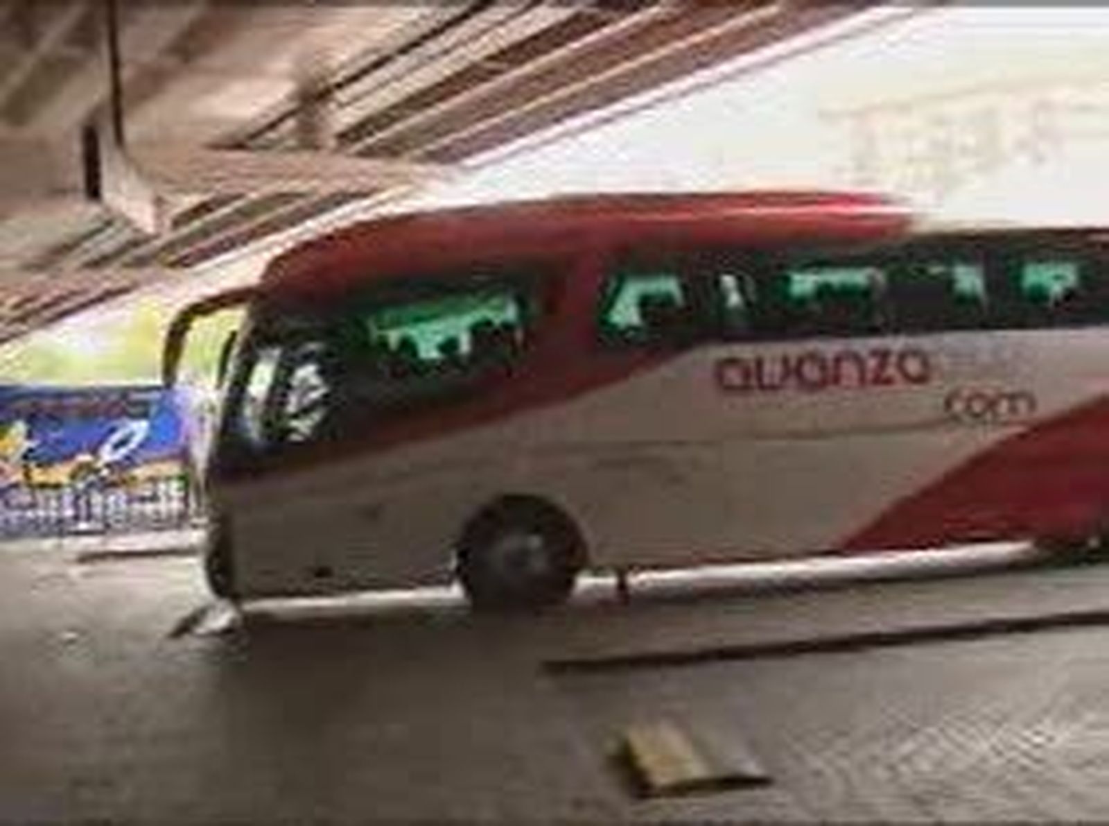 paron_total_buses_201088V0.wmv