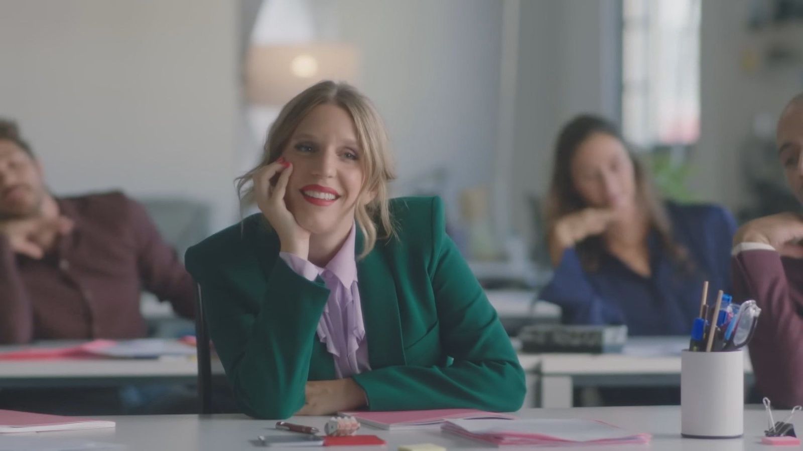 Luísa Sobral explora el 'pop solar' en el Conde Duque