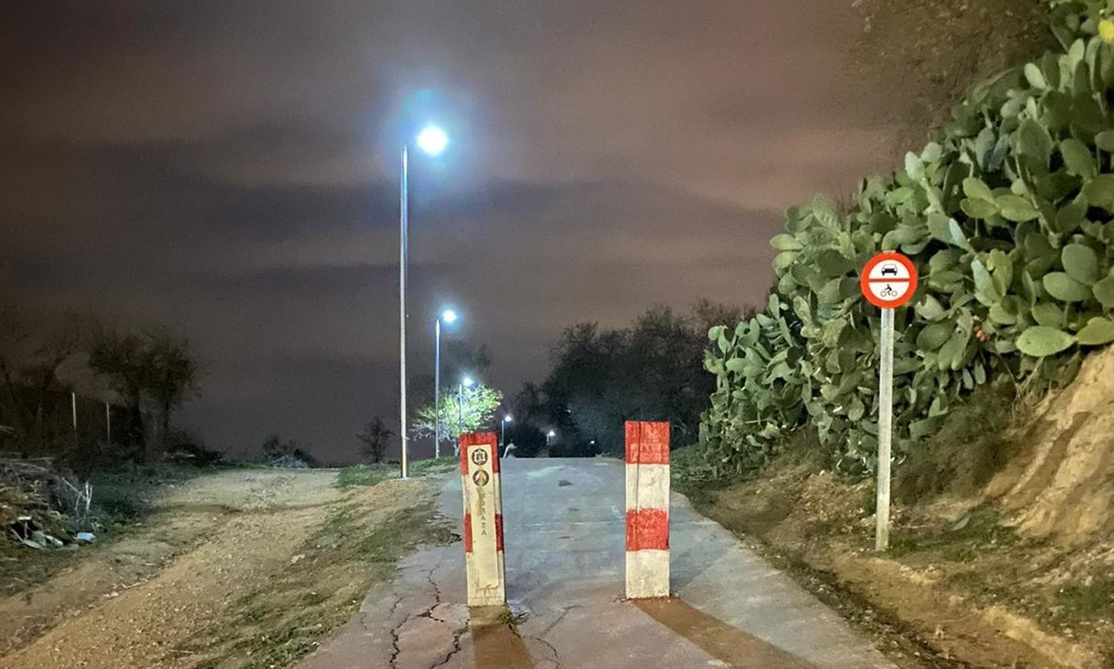 Tramo de la Vía Verde del Tajuña con la nueva iluminación