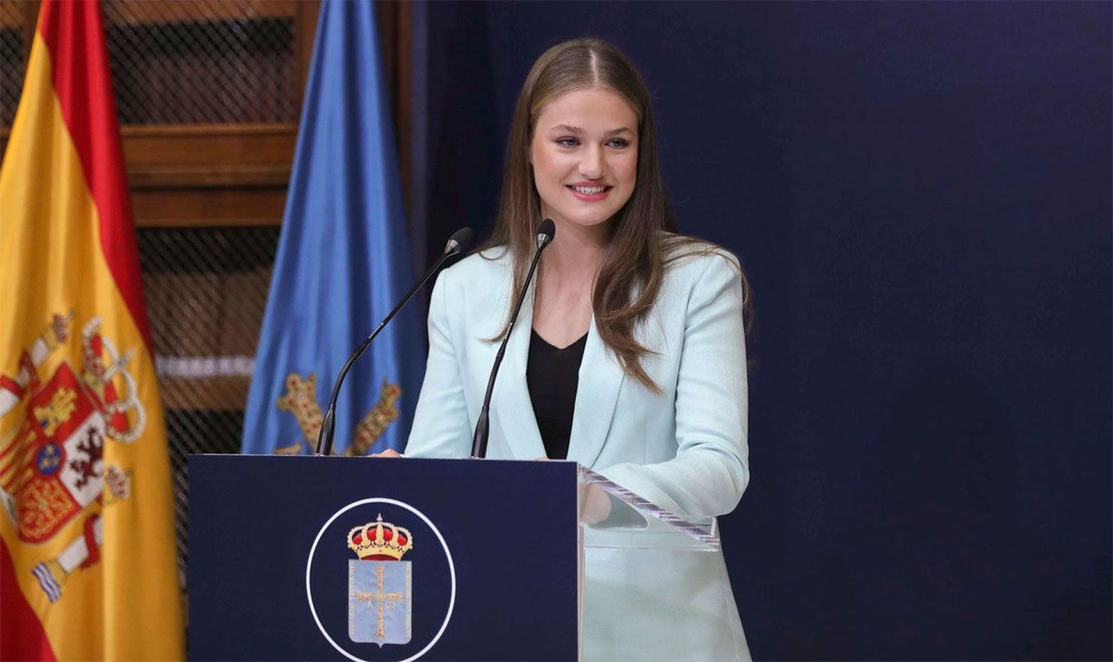 La princesa tras recibir la medalla del Principado: "Llevo a Asturias en el corazón"