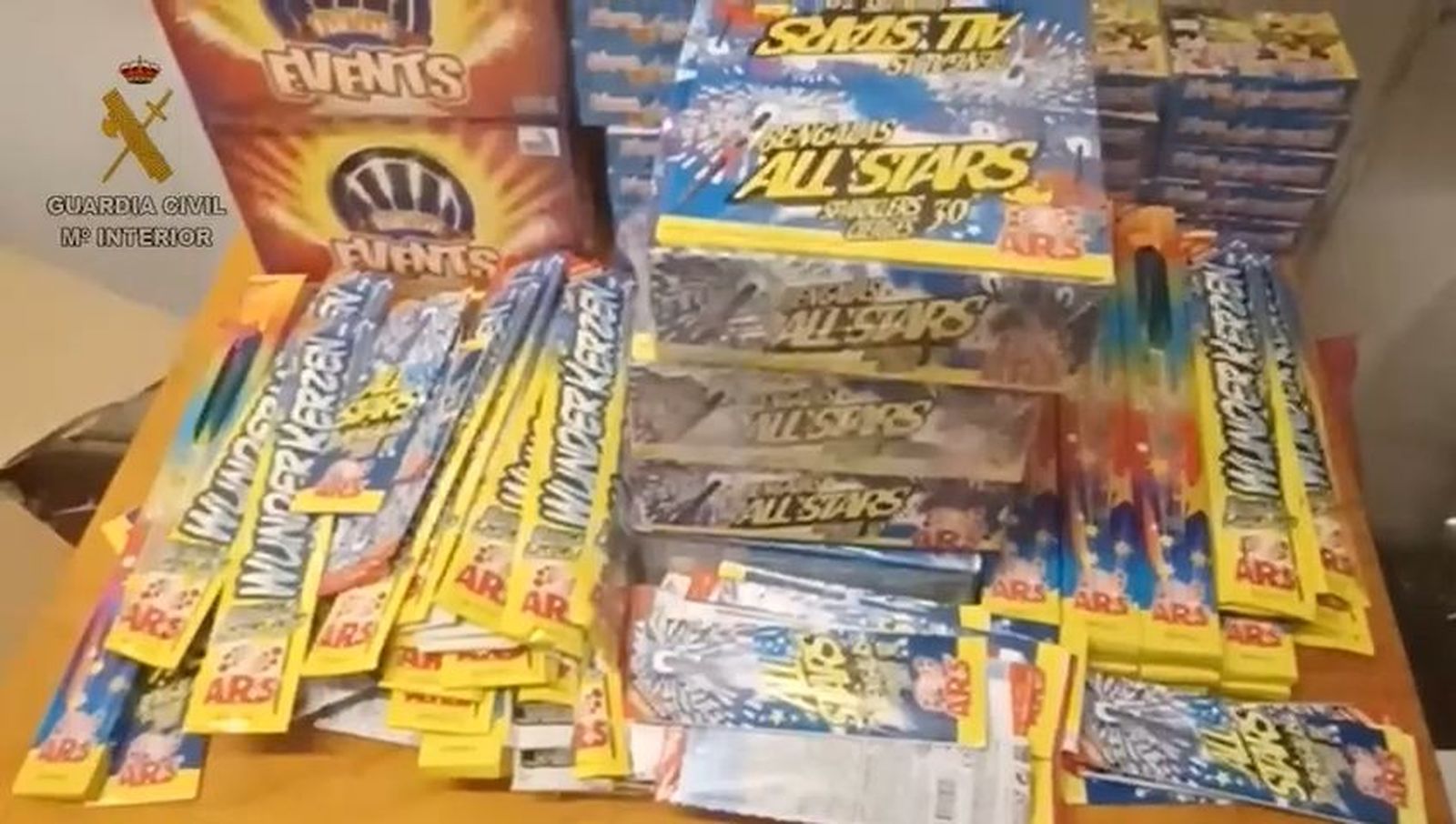 Incautan material pirotécnico sin licencia