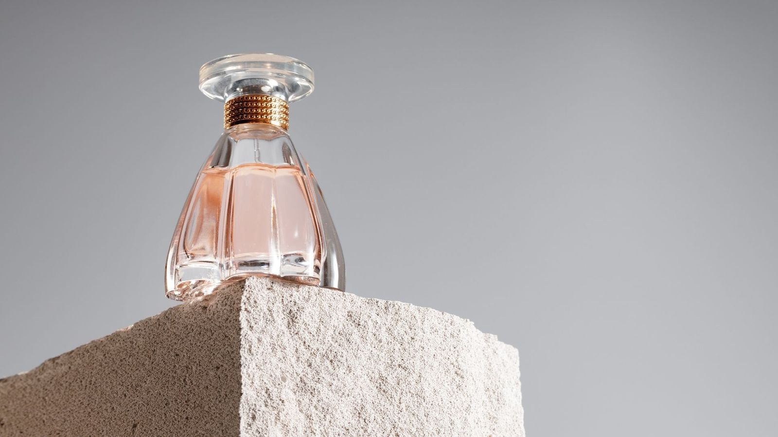 ¿Cómo podemos detectar un perfume falso?
