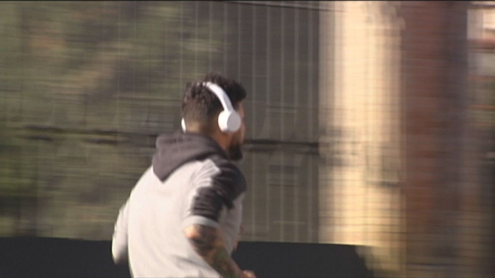 La mitad de los jóvenes pueden perder audición por escuchar música alta con auriculares
