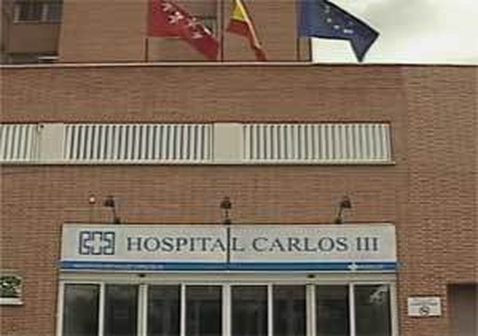 Un médico expedientado por un ensayo clínico irregular con pacientes con SIDA