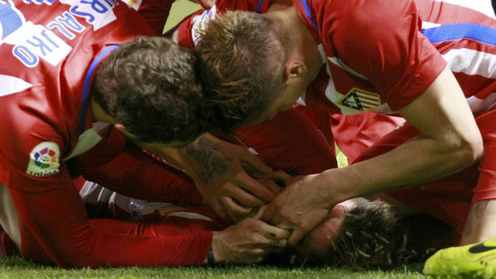 torres0203_2.jpg