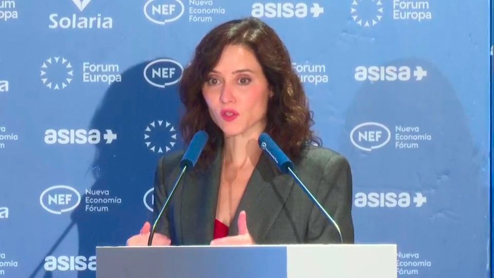 Ayuso exige la dimisión de Sánchez por su "responsabilidad" en el accidente de Adamuz