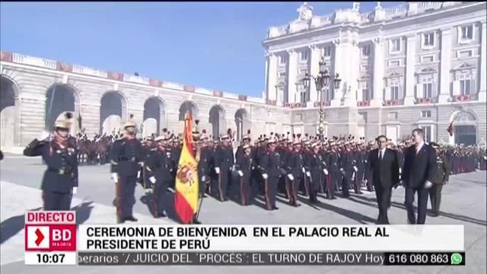 Gran ceremonia de bienvenida en el Palacio Real al presidente de Perú