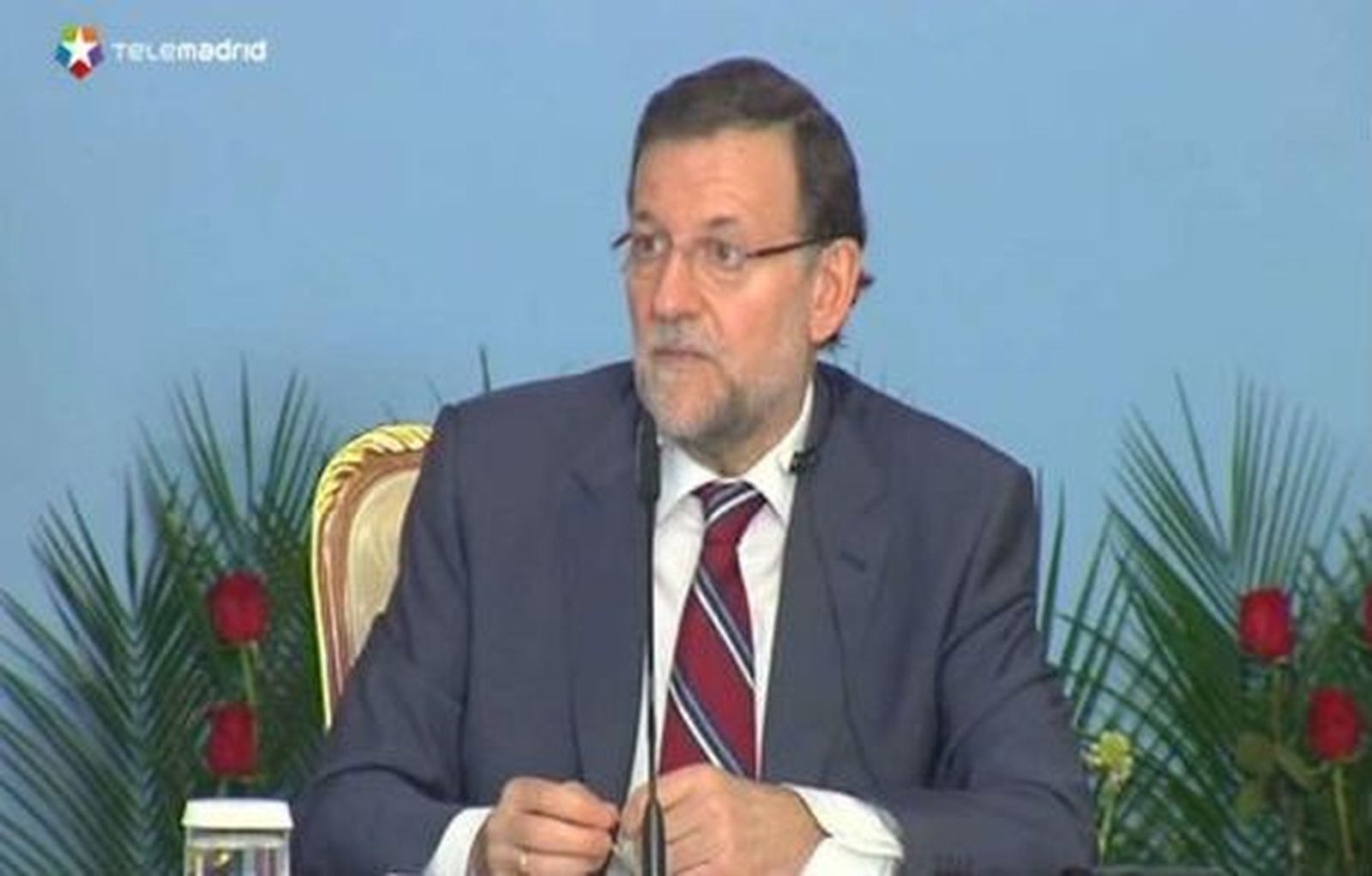 Rajoy espera que Italia resuelva "sus problemas" porque influyen en la prima de riesgo
