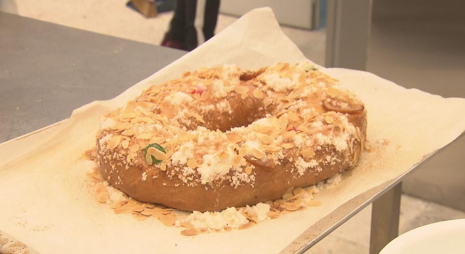 Así se elabora el roscón más premiado de Madrid
