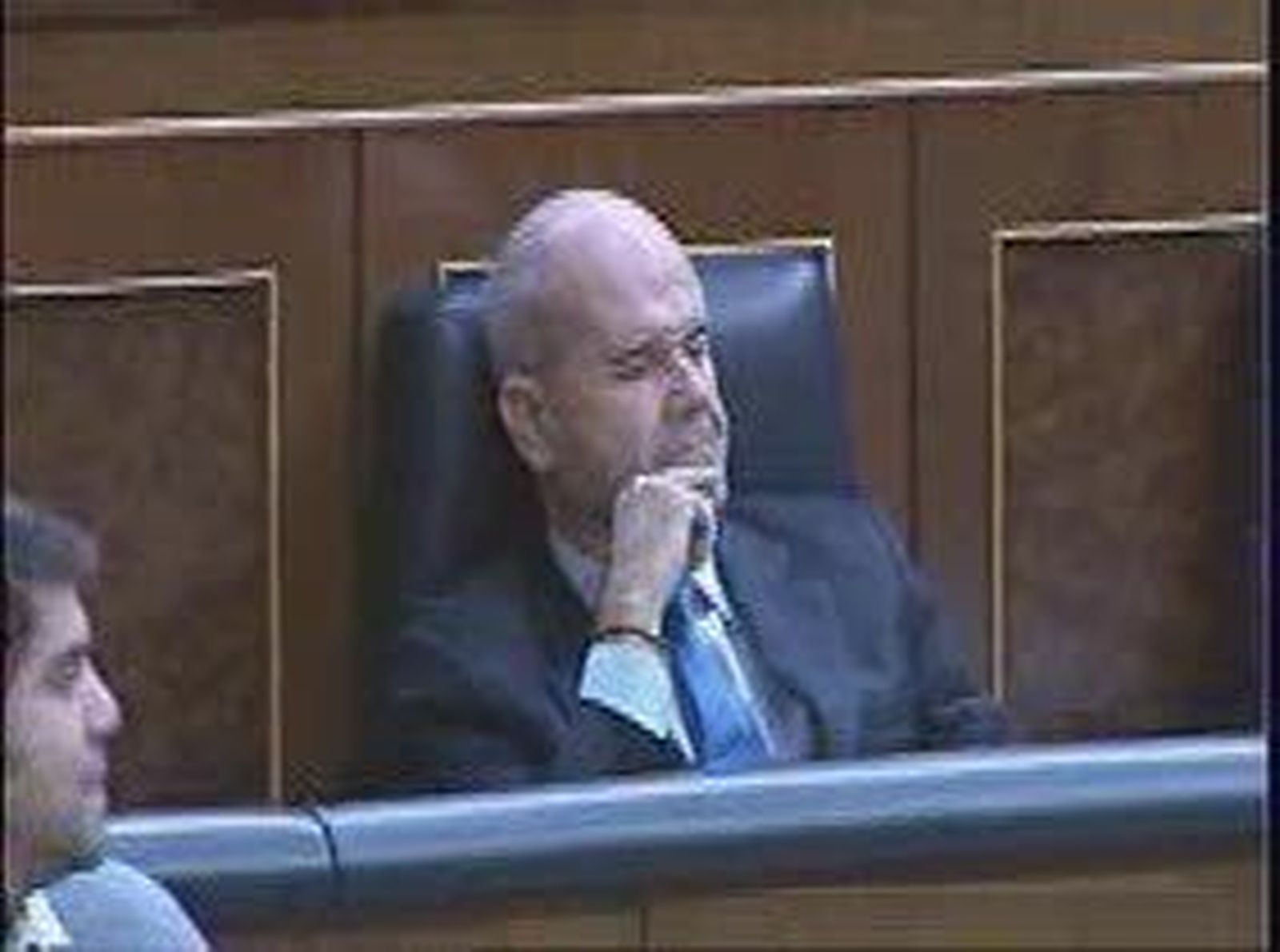 El PP acusa a Chaves de instaurar una "red generalizada de corrupción" en Andalucía