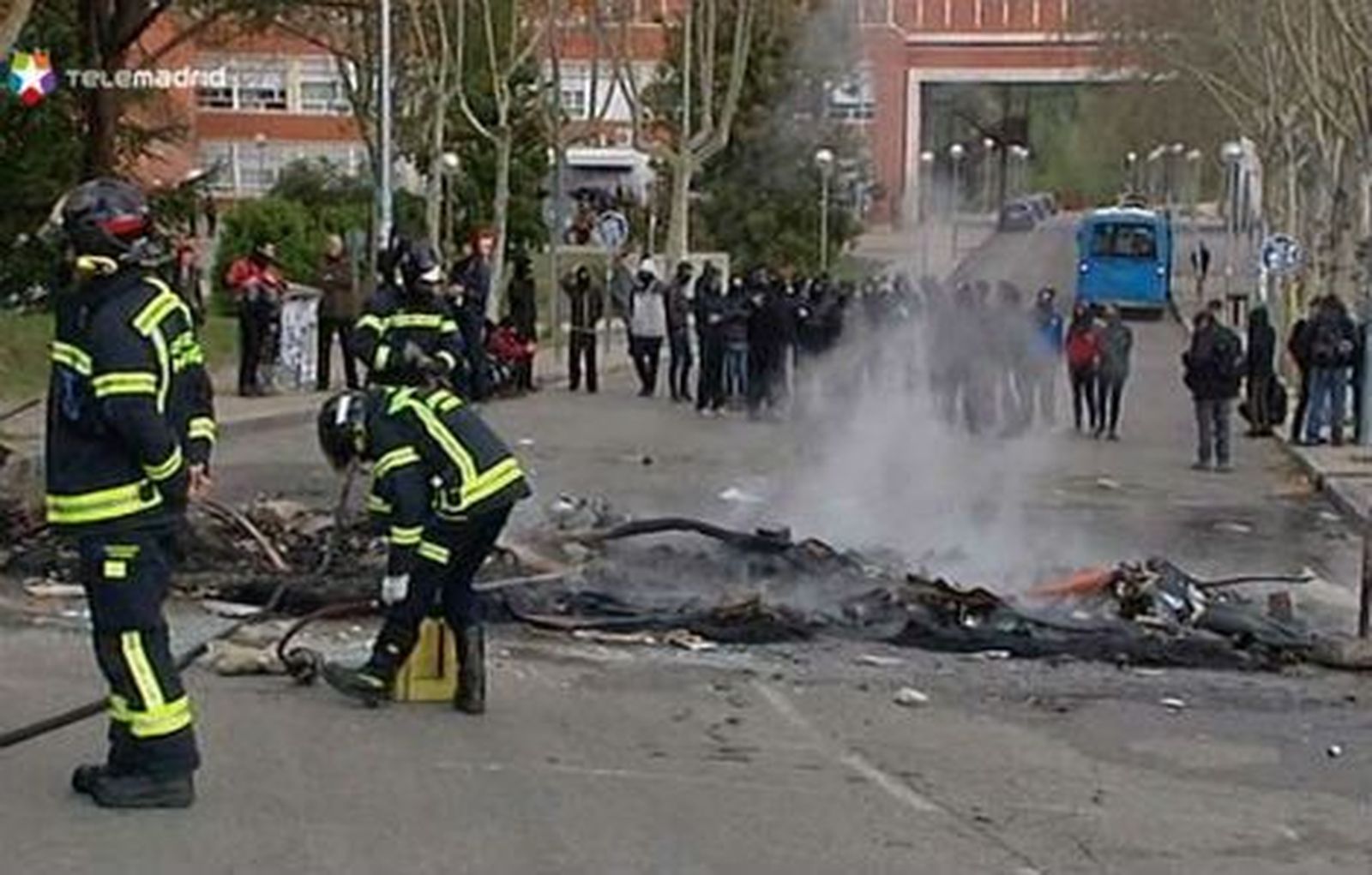 54 detenidos en el desalojo del Vicerrectorado de la Universidad Complutense