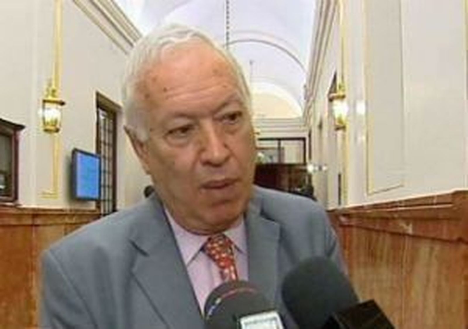 España pide ayuda internacional en el caso YPF y espera resolverlo con el diálogo