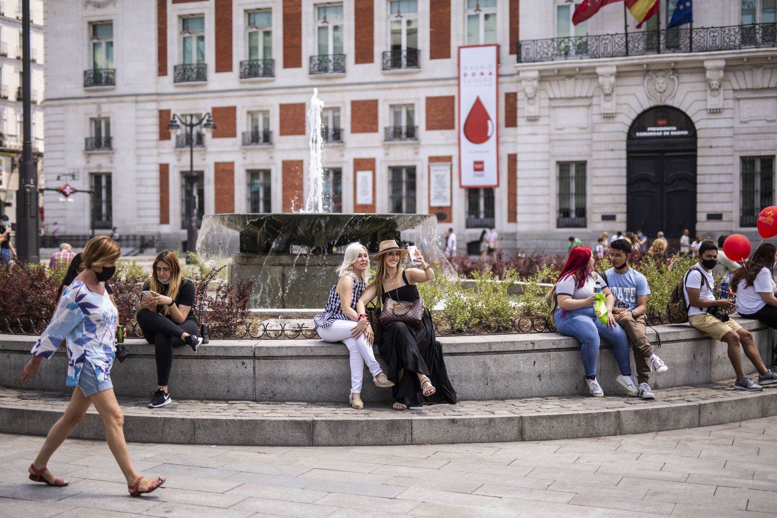 Madrid insiste en la necesidad de una ley de pandemias y el PSOE le reprocha la gestión realizada