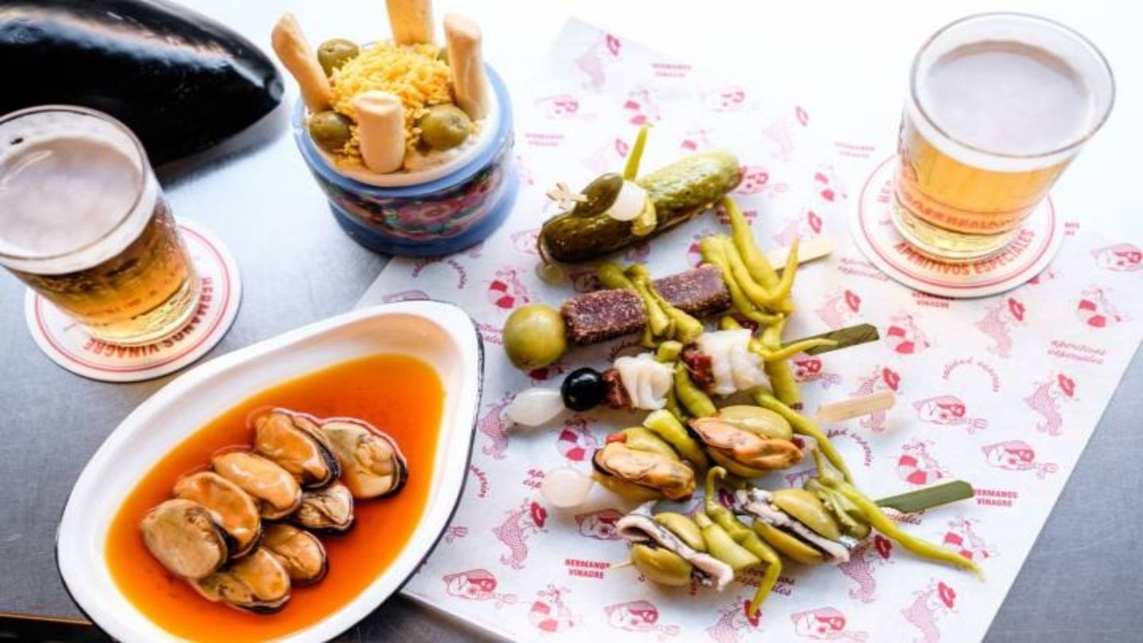 'Hermanos Vinagre', el templo del aperitivo en Madrid