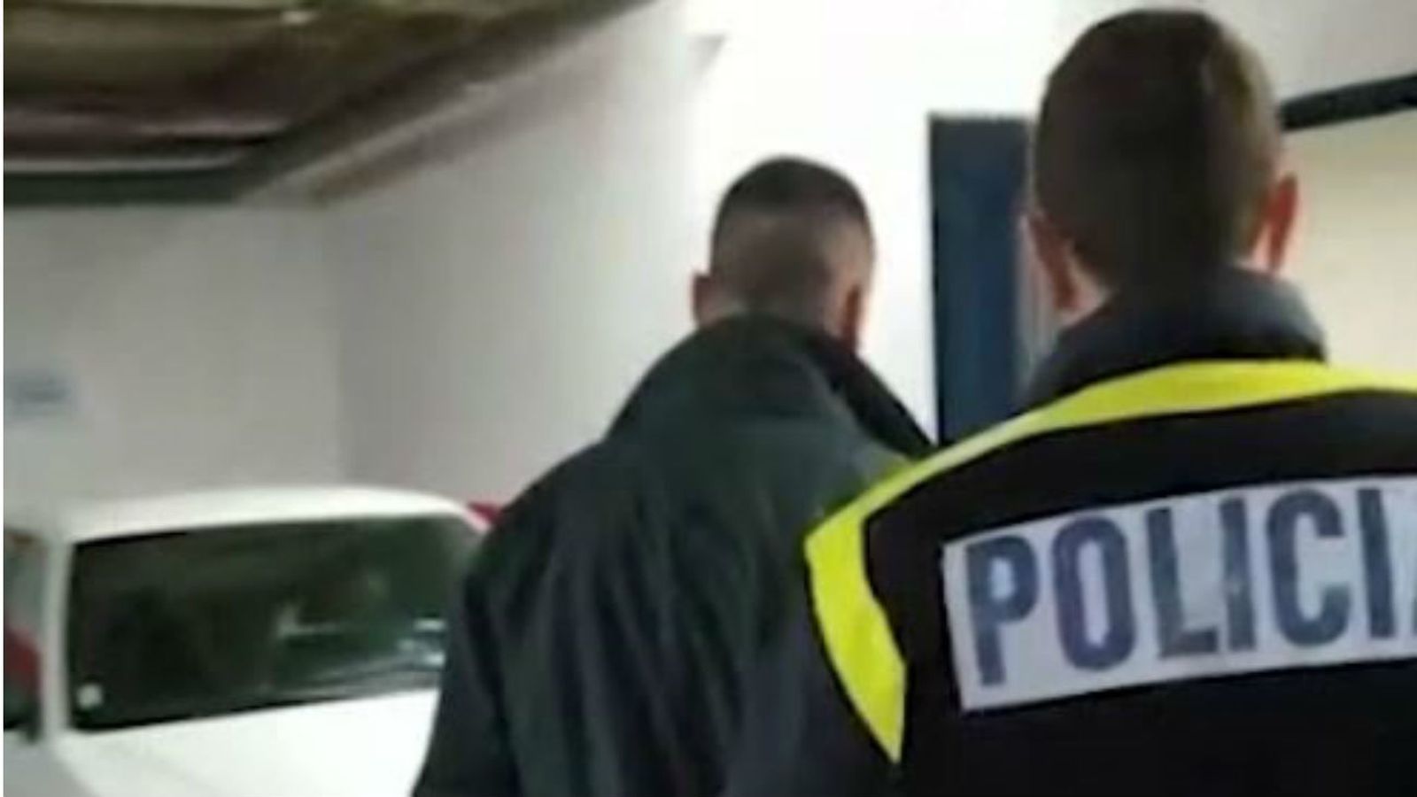 La Policía detiene a un empleado de Amazon