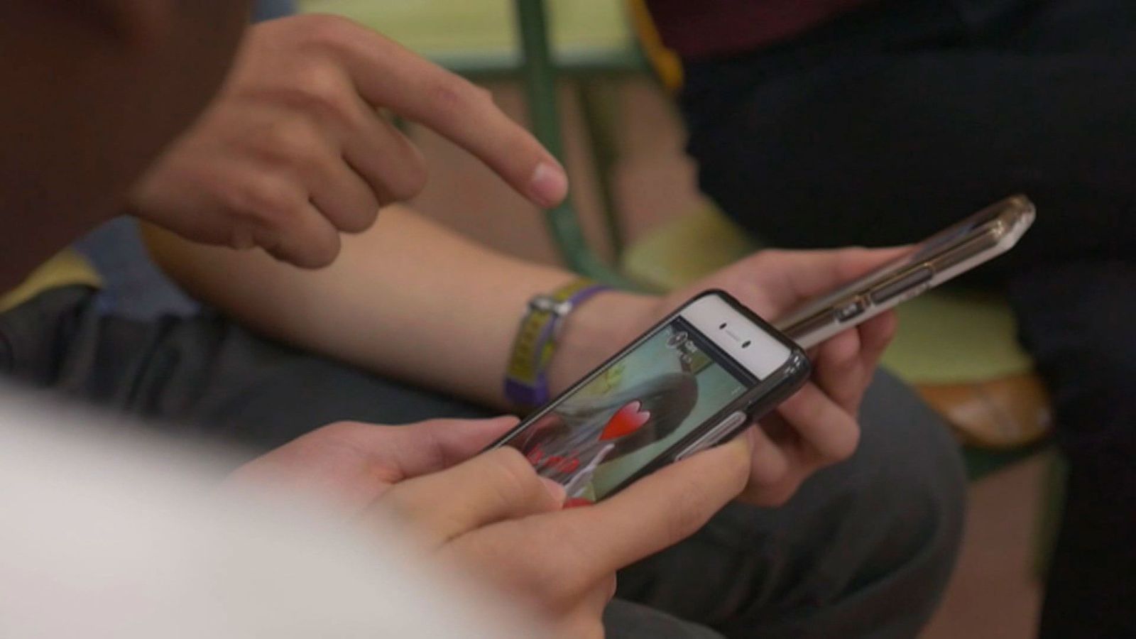 'Conectado', un juego que te pone en la piel de una víctima de acoso escolar