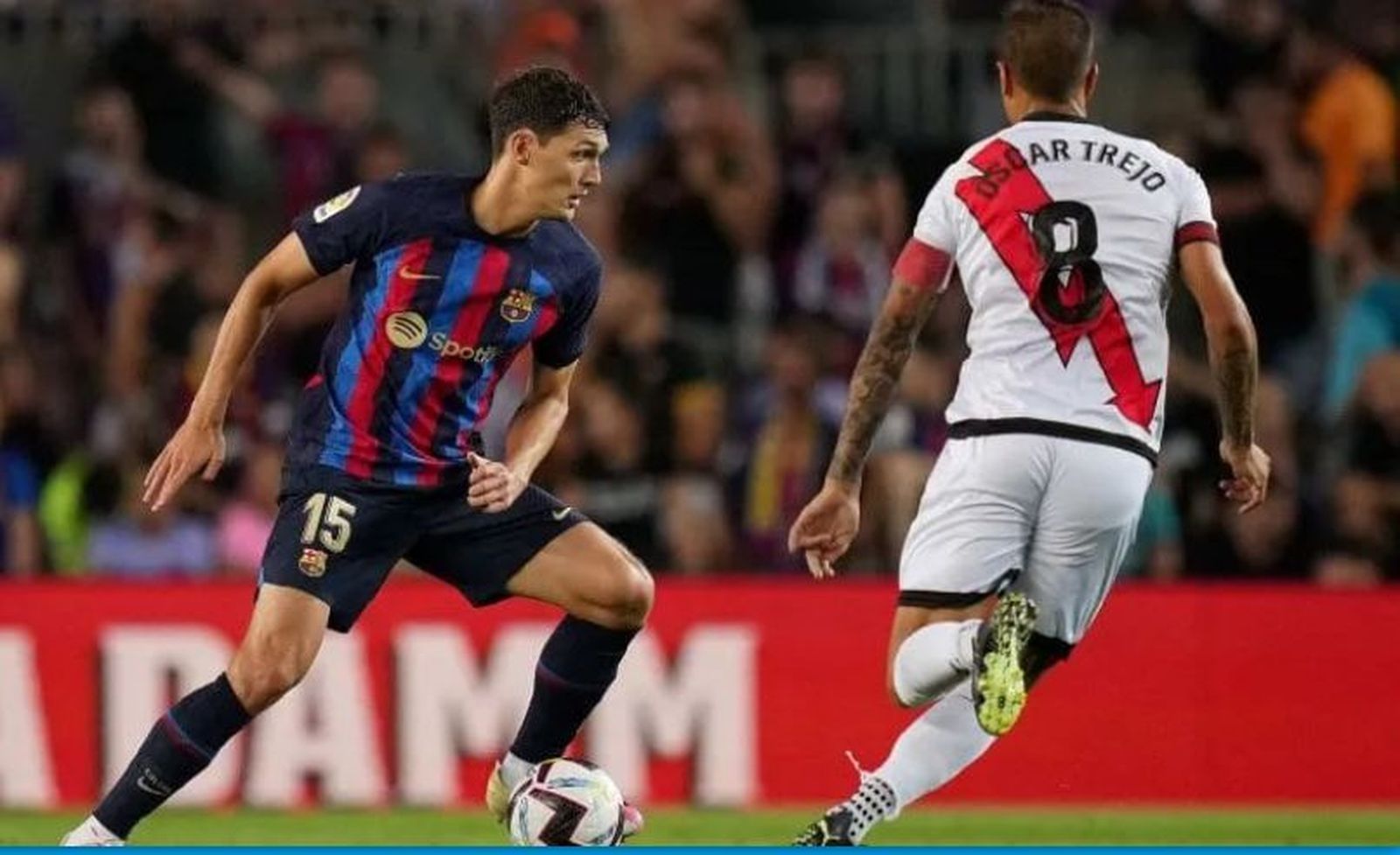 Trejo ante el Barcelona