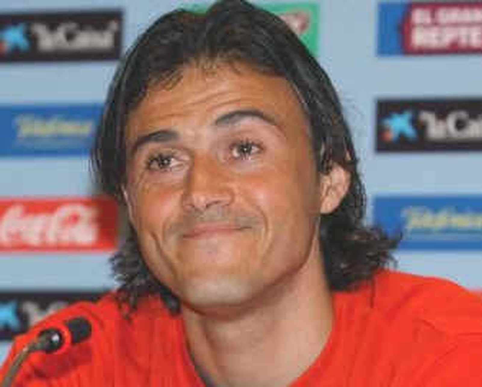 Luis Enrique promete a los aficionados del Roma juego ofensivo y mucho balón