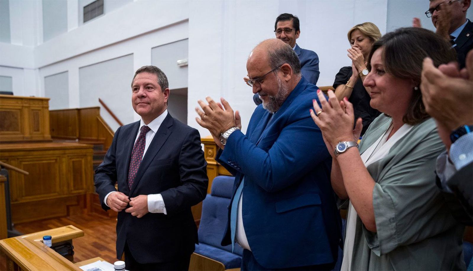 Page, reelegido presidente de Castilla-La Mancha con los votos socialistas