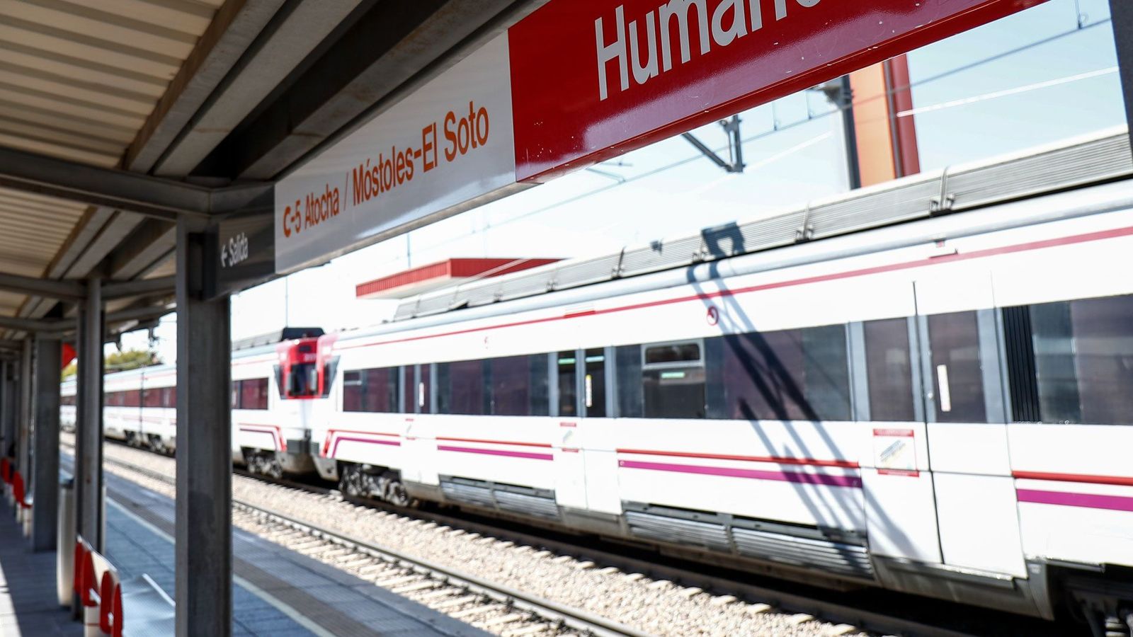 Una nueva incidencia en la C5 de Cercanías provoca retrasos de hasta 40 minutos