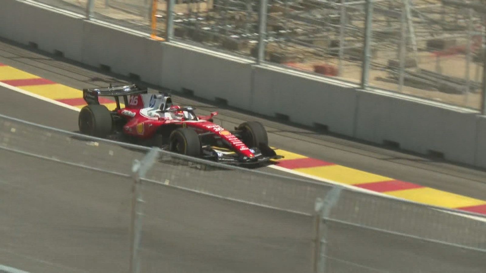 Hamilton y Lecrerc estrenan el Madring con sus Ferrari