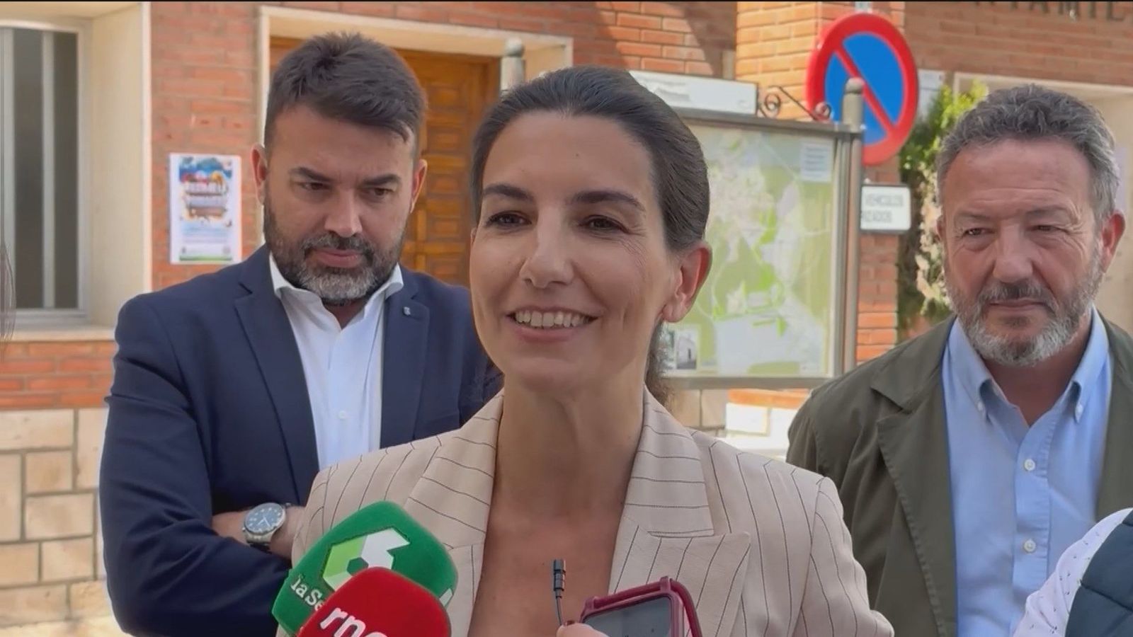 Monasterio niega haber defraudado a Hacienda con una factura falsa