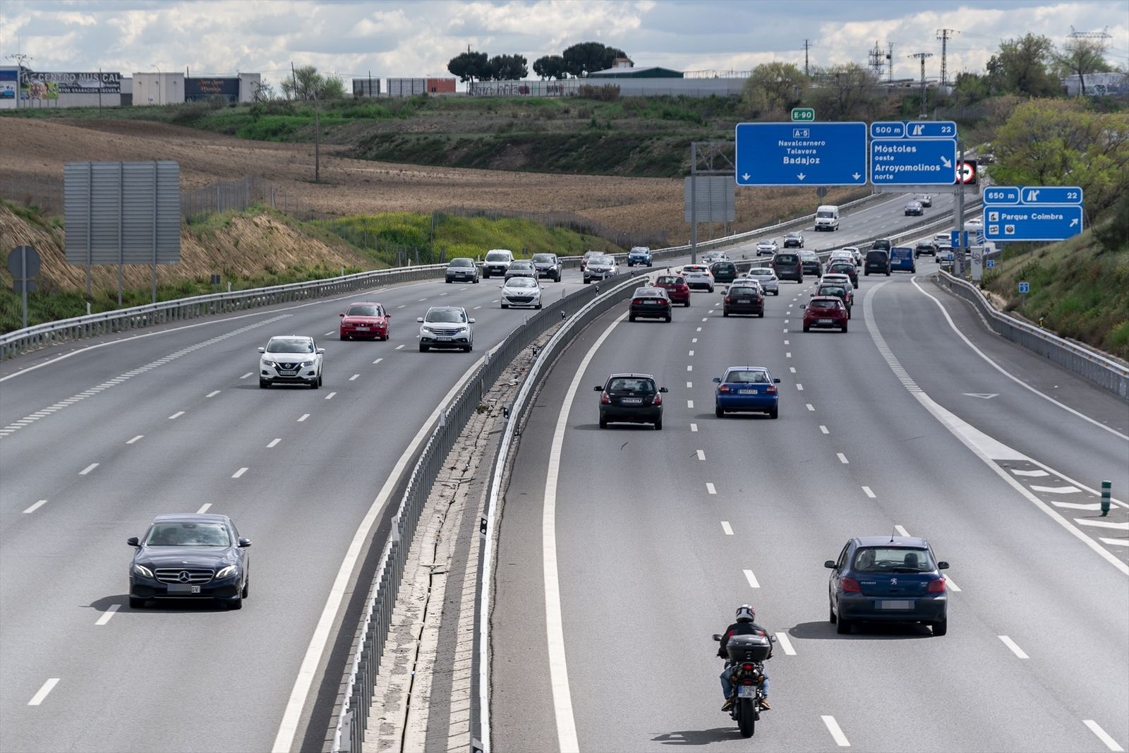 La DGT invertirá 17,5 millones en 300 nuevos radares para controlar la velocidad en las carreteras