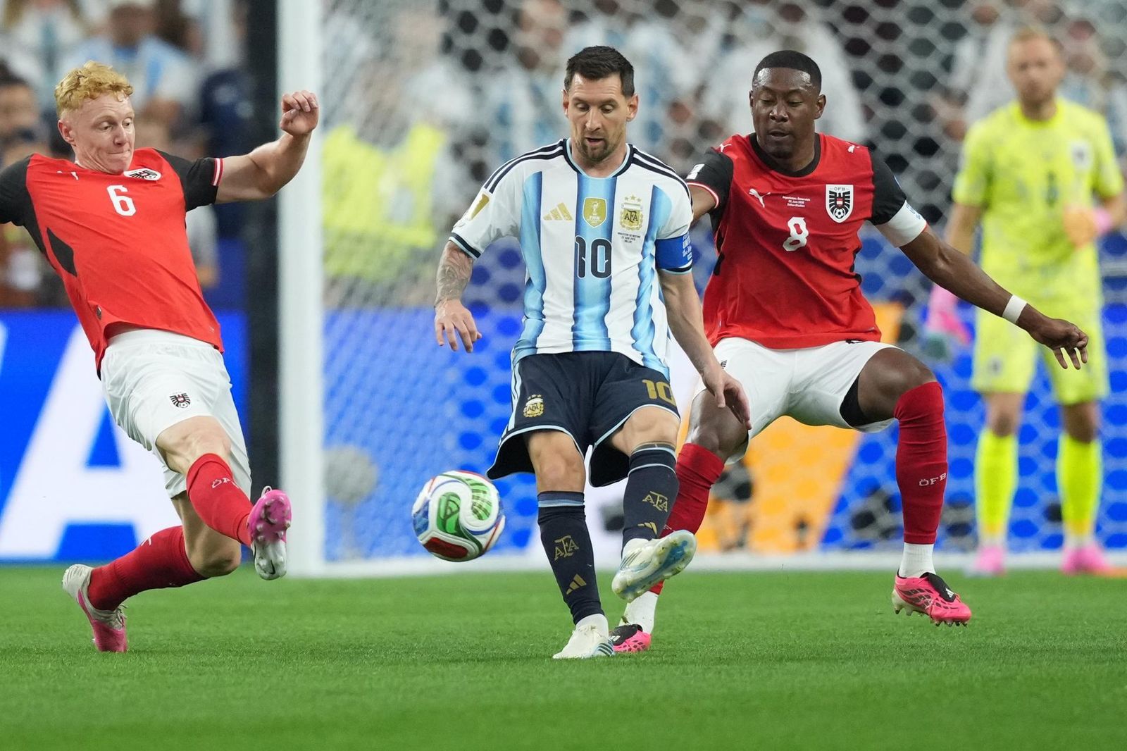 Messi y Alaba