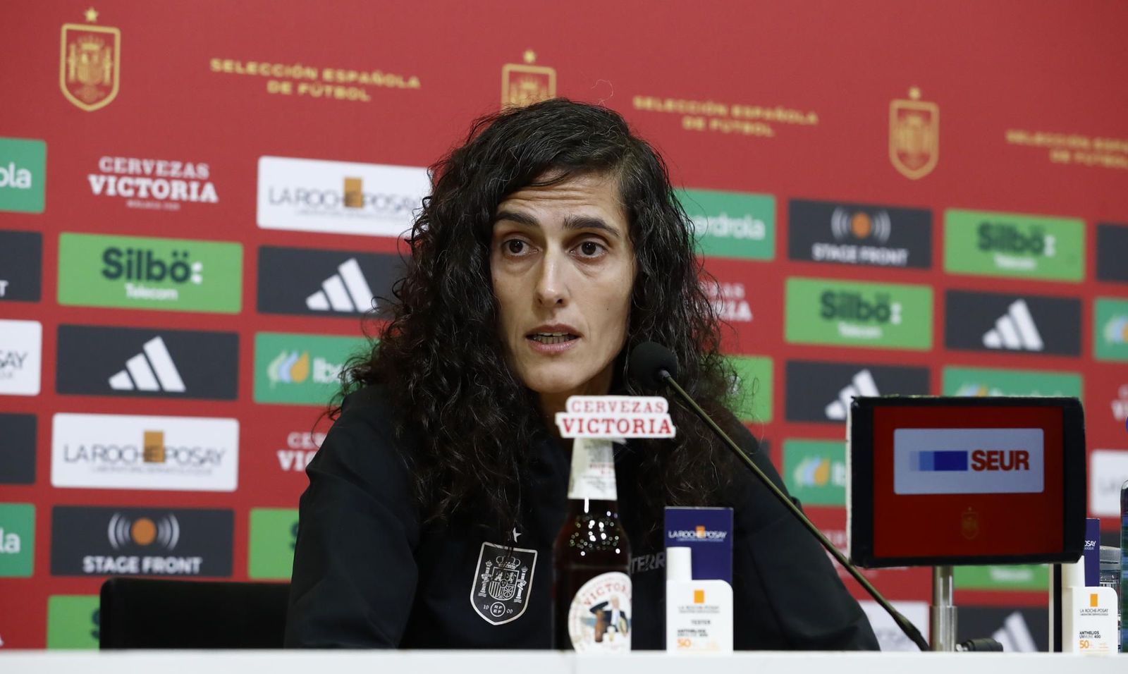 Vuelven Aitana y Claudia Pina a la Selección femenina