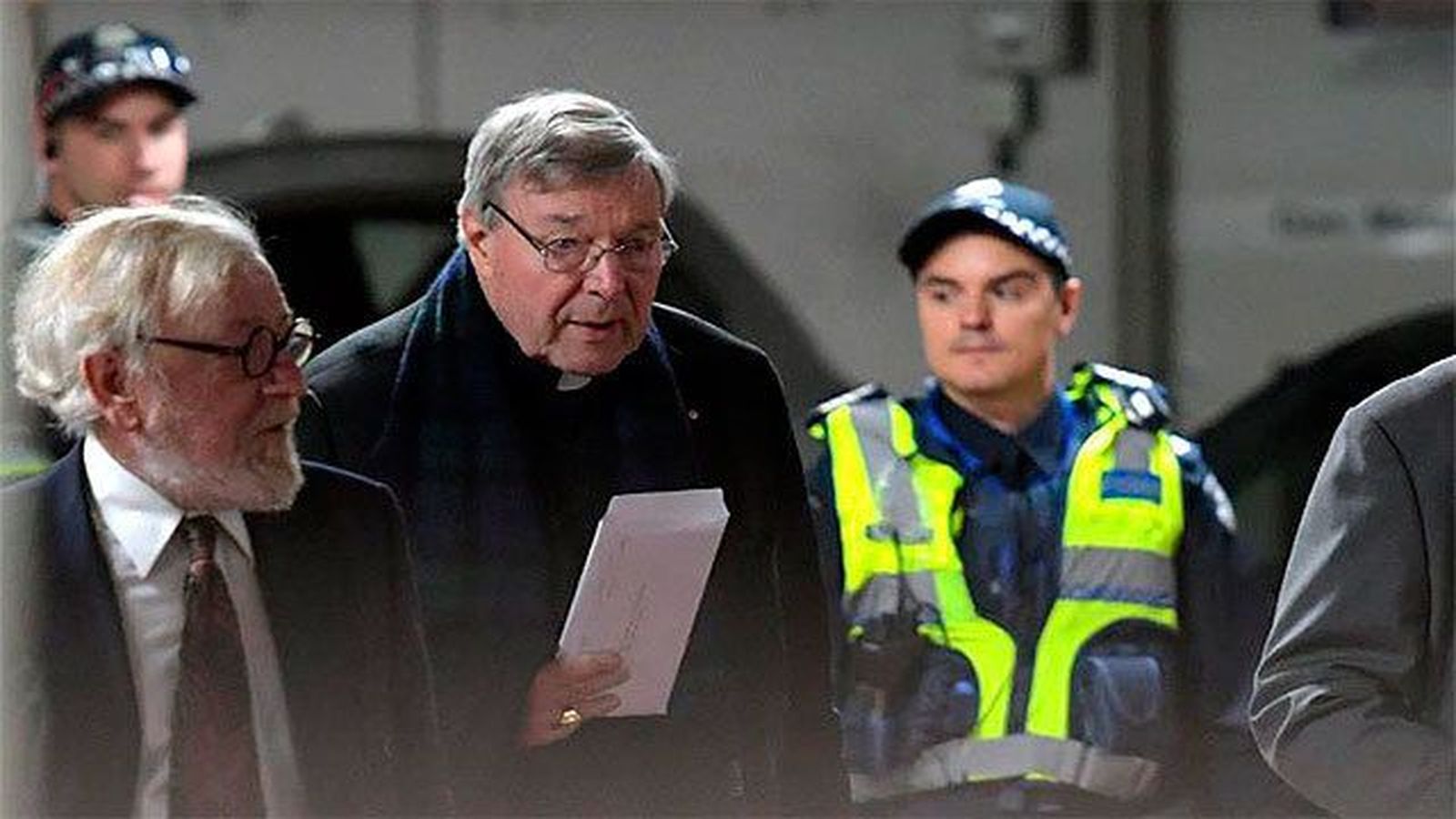 El cardenal Pell reitera su inocencia de los cargos de pederastia en Australia