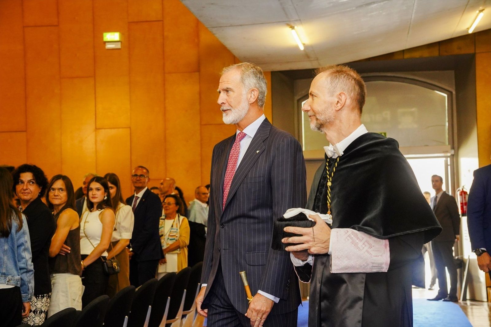 Felipe VI revela la "ilusión, orgullo e incertidumbre" ante la nueva vida universitaria de la princesa Leonor