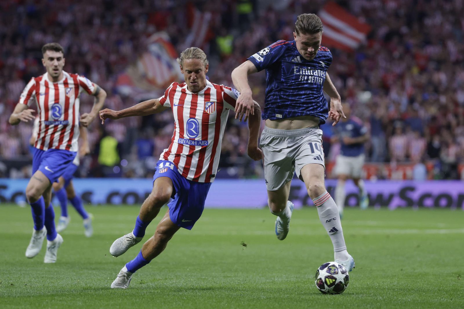 Marcos Llorente ante el Arsenal