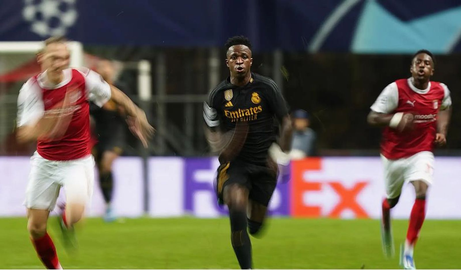 Vinicius ante el Sporting de Braga