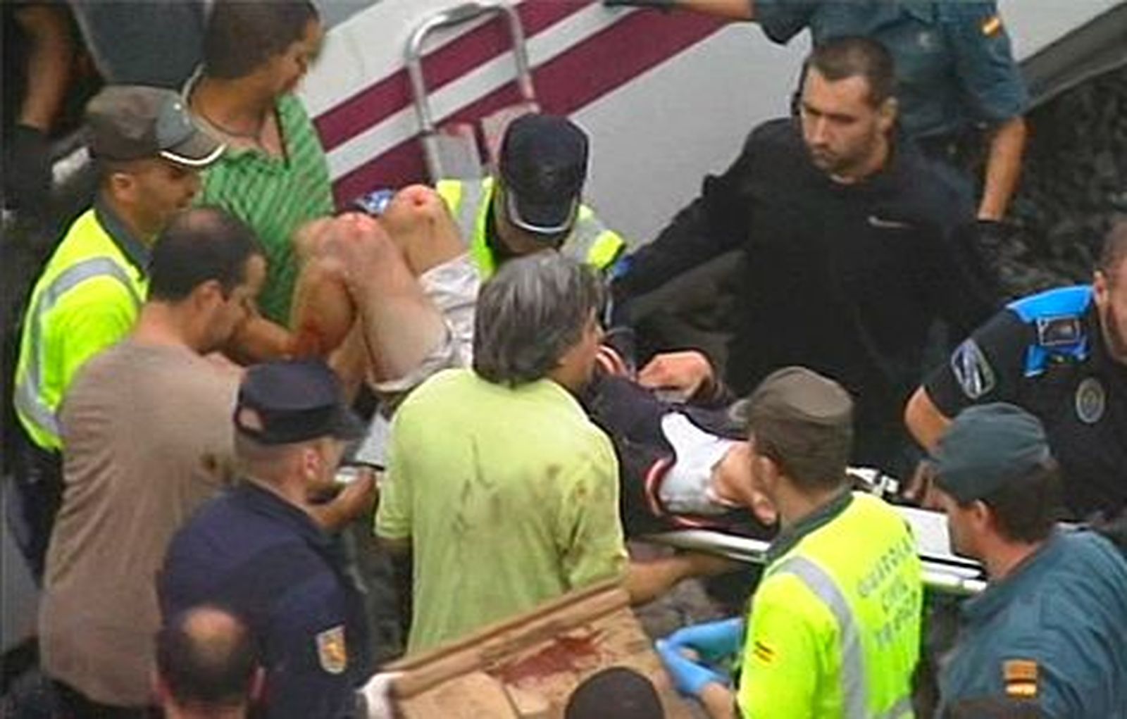 Accidente de tren en Santiago de Compostela. Ayuda a las víctimas