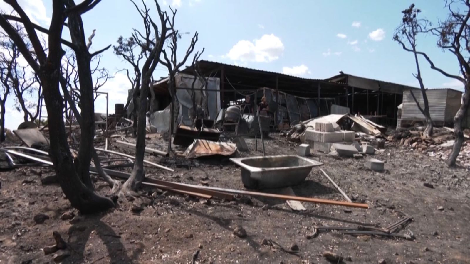 El sueño de 25 años de Federico reducido a cenizas tras el incendio de Tres Cantos