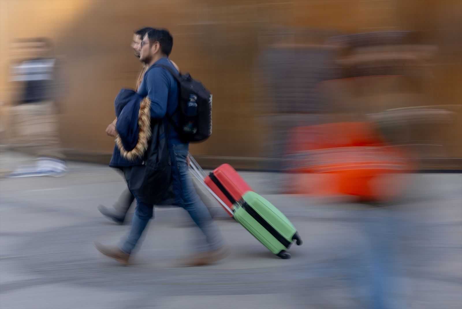 Turistas paseando por Madrid