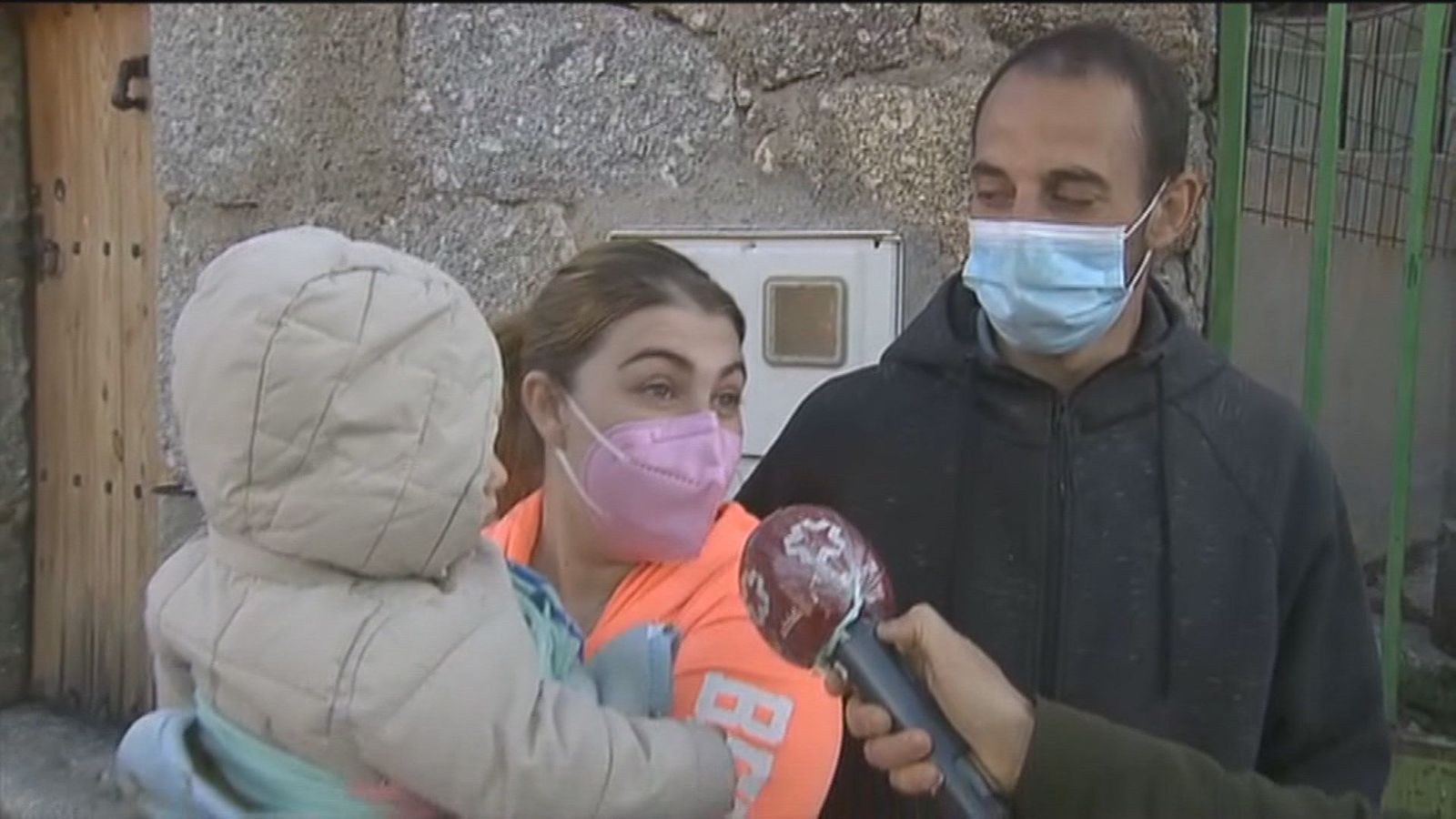 Una familia de Carabanchel, de las colas del hambre a rehacer su vida en un pueblo de Avila