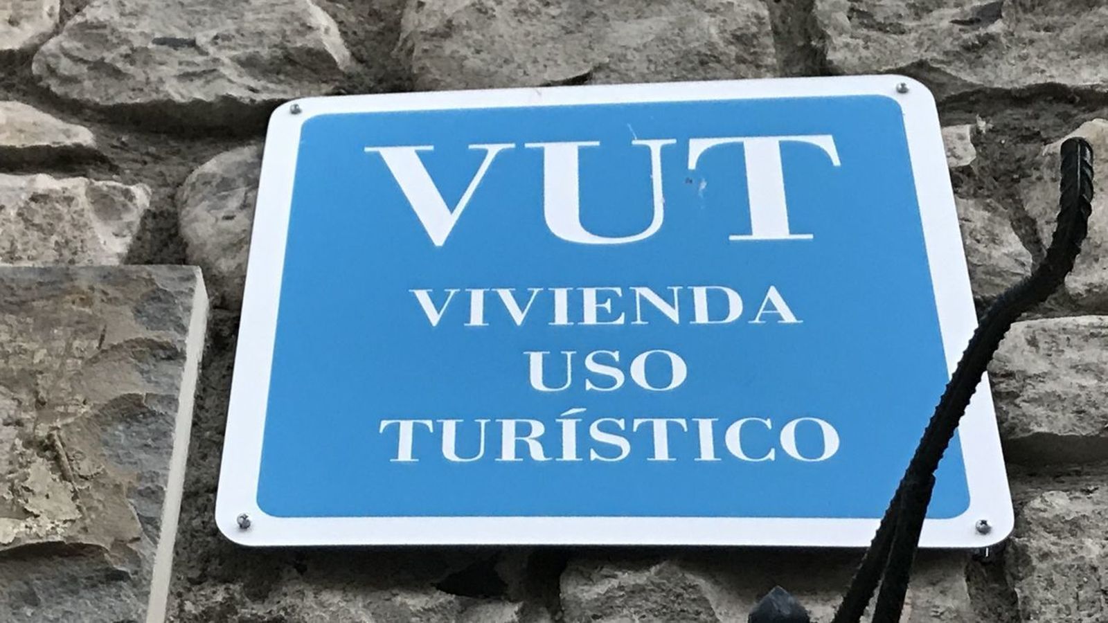 Proponen una "fianza antifiestas" para los pisos turísticos de Madrid