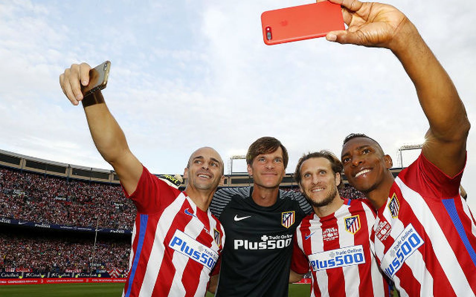 exjugadores2805.jpg