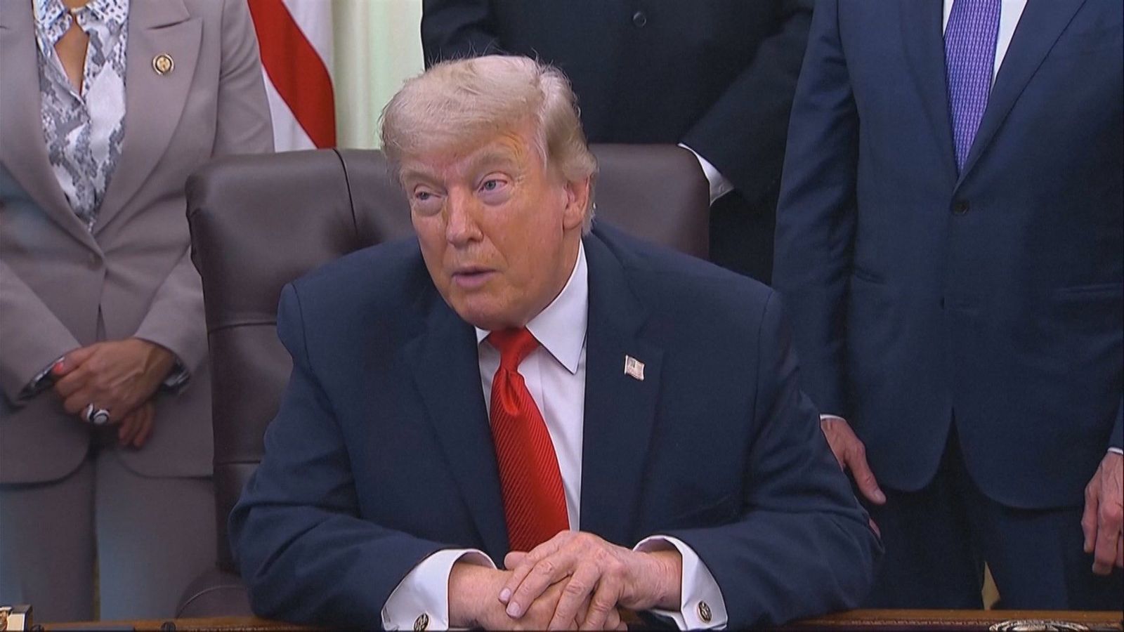 Trump celebra el acuerdo con Irán: "Barcos del mundo ¡Arranquen sus motores! ¡Que fluya el petróleo!"