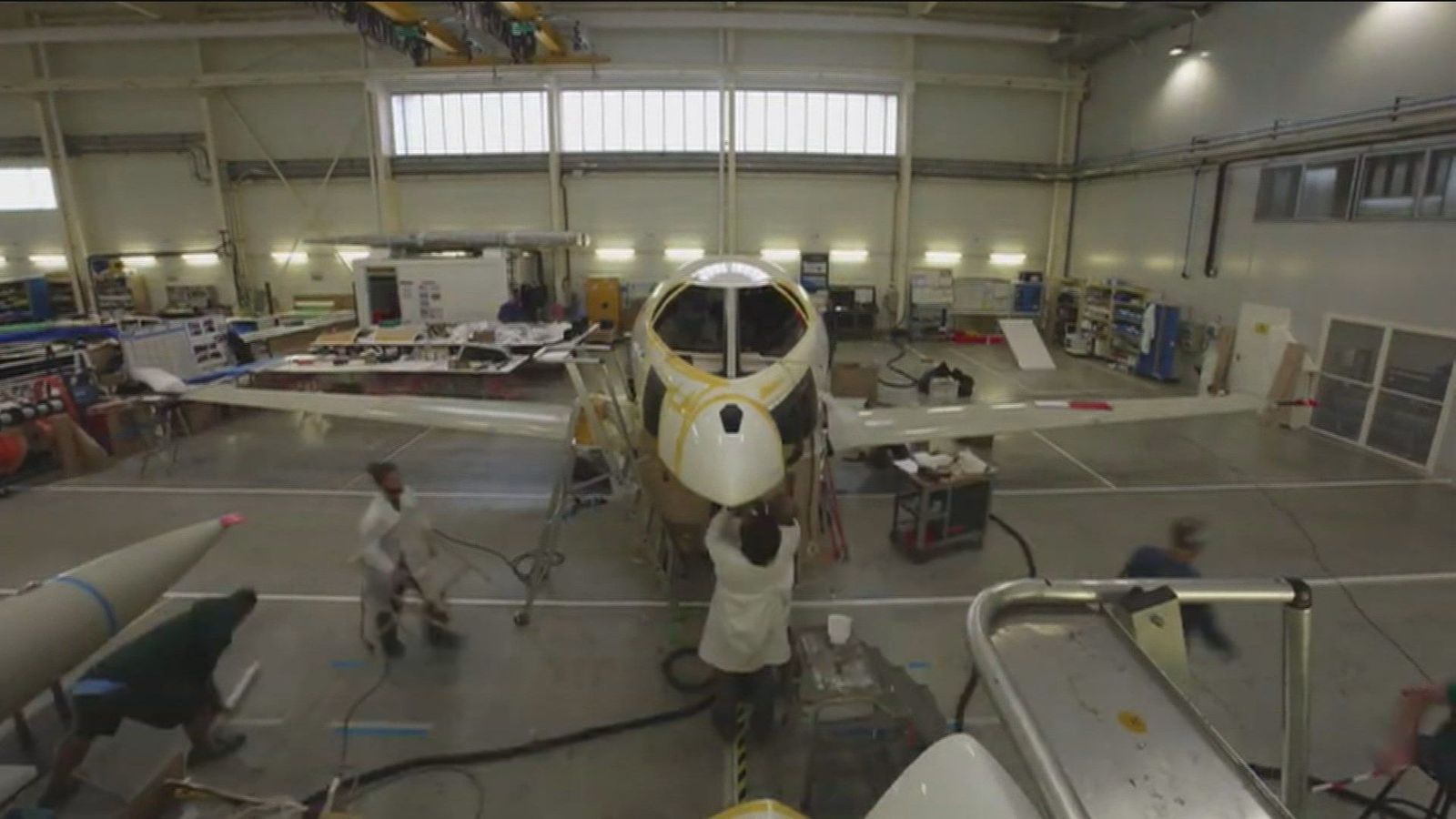 Varias empresas madrileñas trabajan en el primer avión cien por cien eléctrico